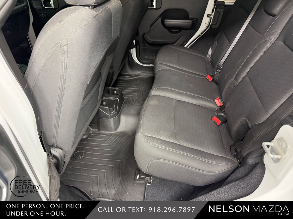 Used 2019 White Jeep Unlimited Sport S image 34