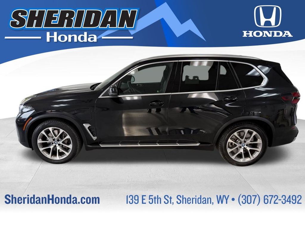 2025 BMW X5 xDrive50e AWD