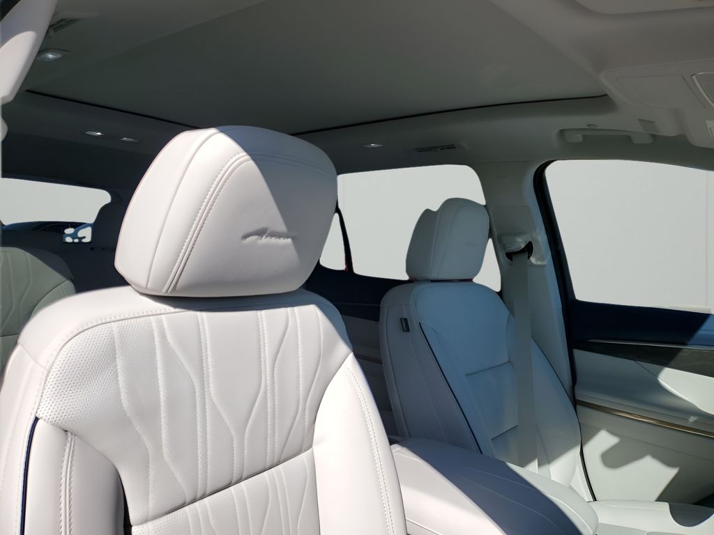 New 2026 Gray Buick Avenir image 15