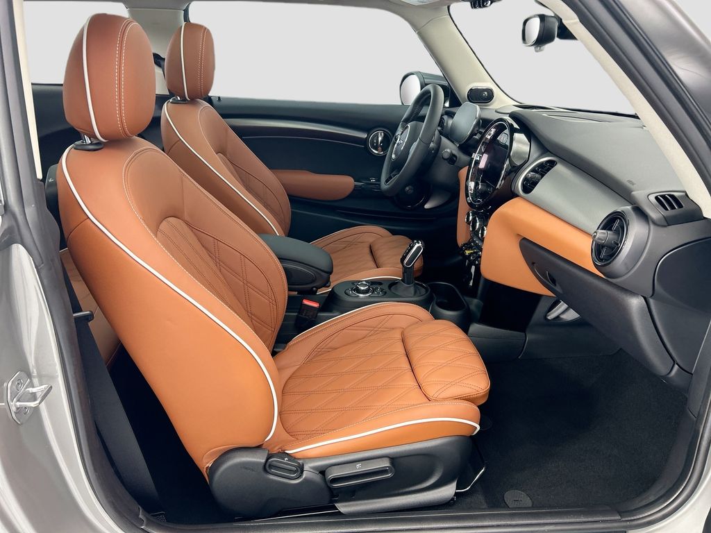 Thumbnail: 2024 MINI Cooper - 23