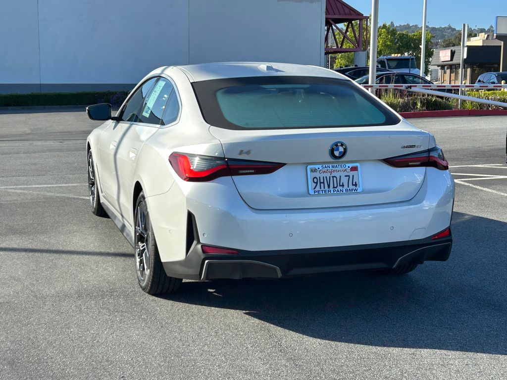 Thumbnail: 2023 BMW i4 - 3