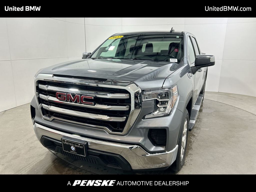 2022 GMC Sierra 1500 SLE Hero Image