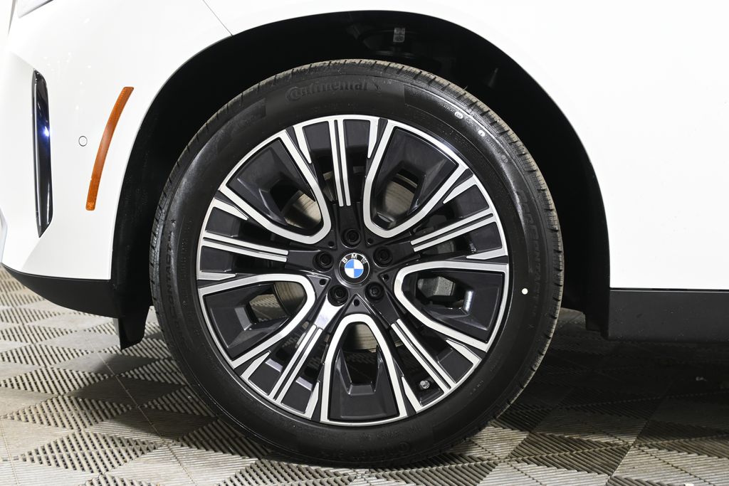 Thumbnail: 2026 BMW X3 - 12