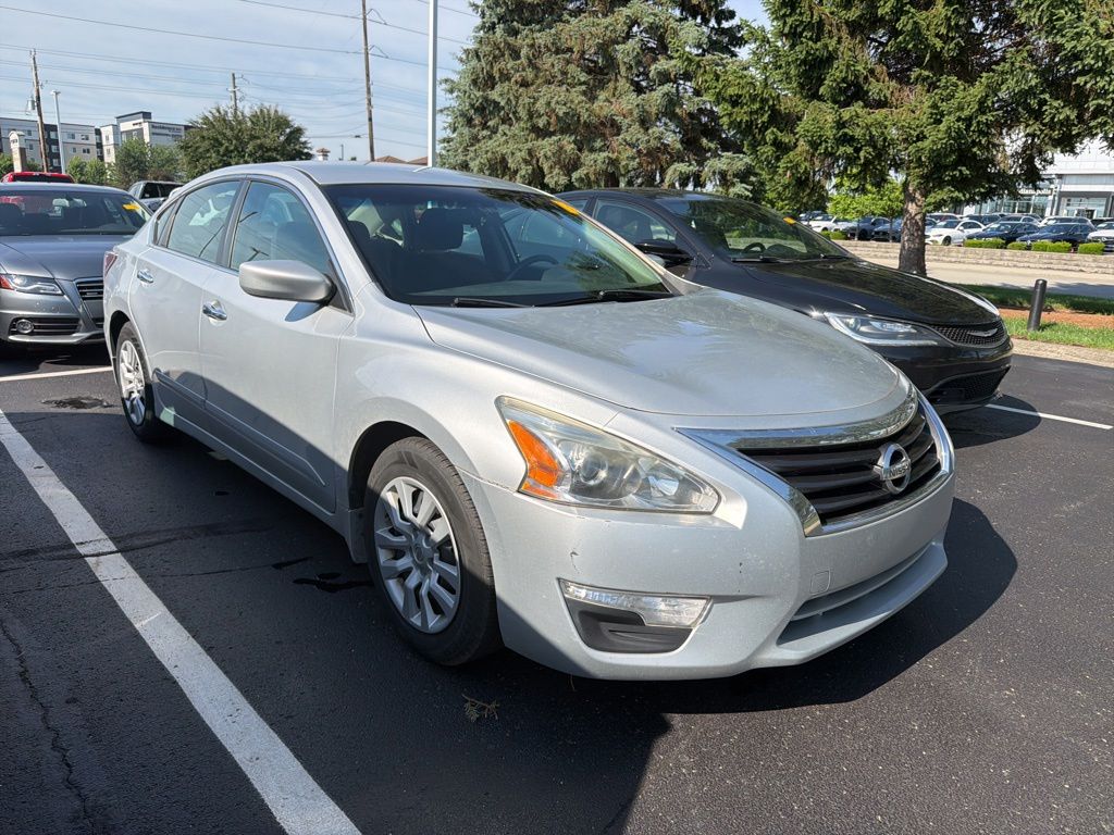 Thumbnail: 2014 Nissan Altima - 4