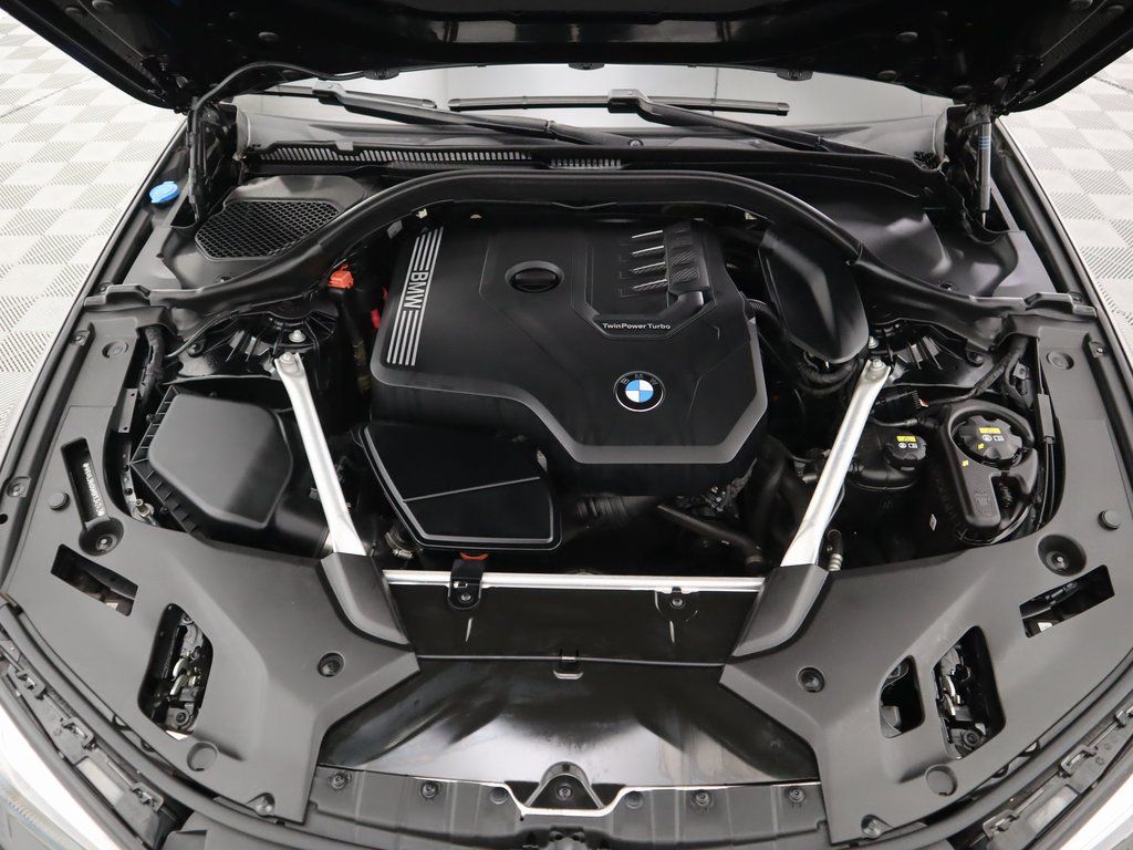 Thumbnail: 2021 BMW 5 Series - 30