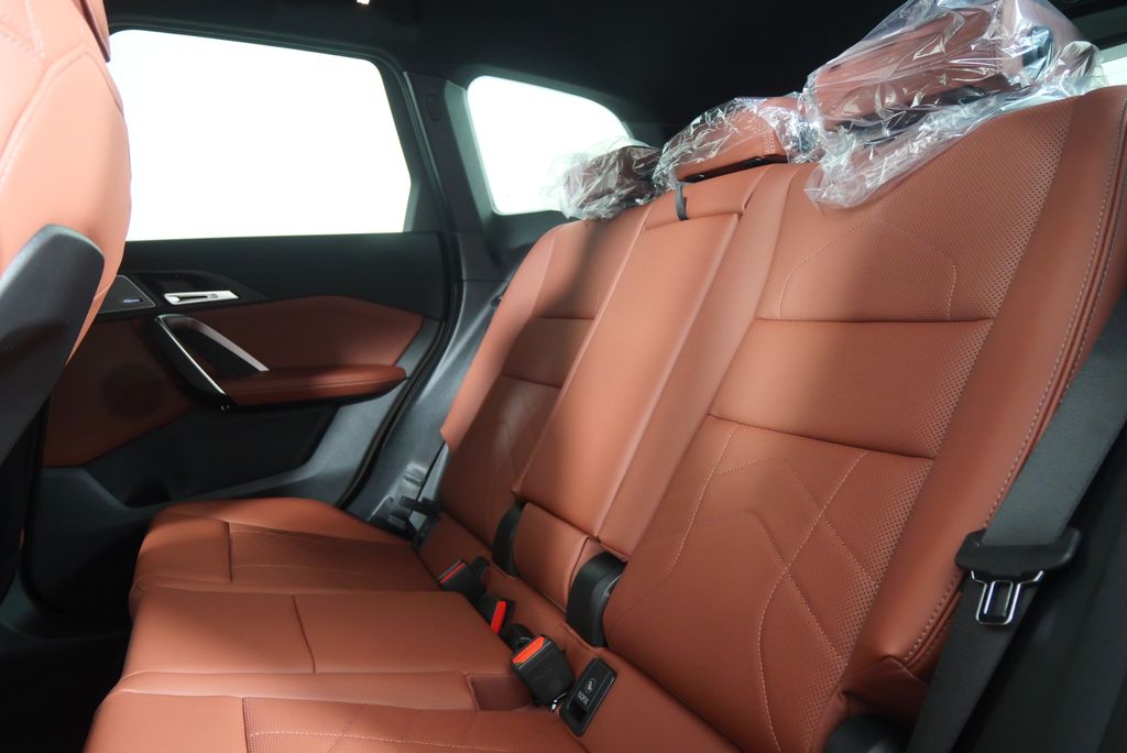 Thumbnail: 2026 BMW X1 - 14