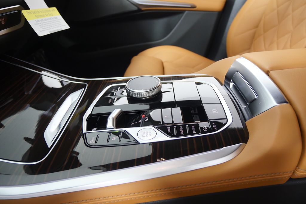 Thumbnail: 2026 BMW X5 - 22