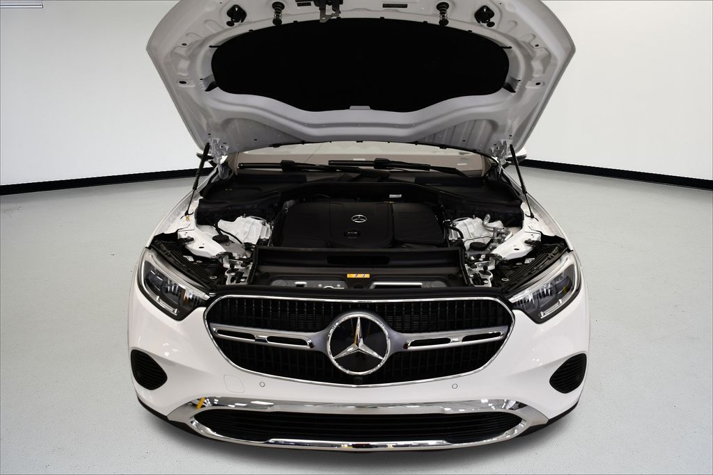 Thumbnail: 2026 Mercedes-Benz GLC - 12