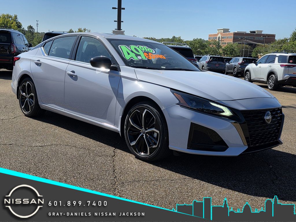 2025 Nissan Altima 2.5 SR FWD