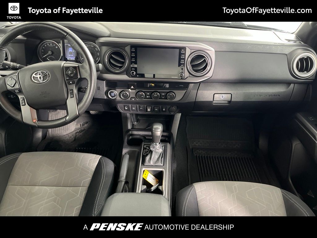 Thumbnail: 2021 Toyota Tacoma - 15