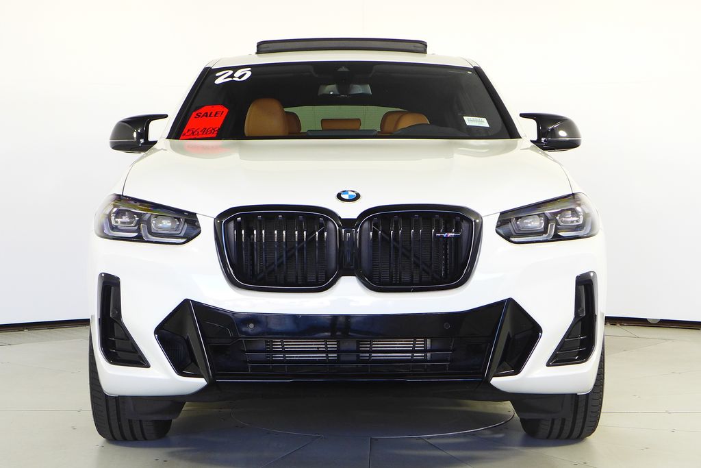 Thumbnail: 2025 BMW X4 - 3