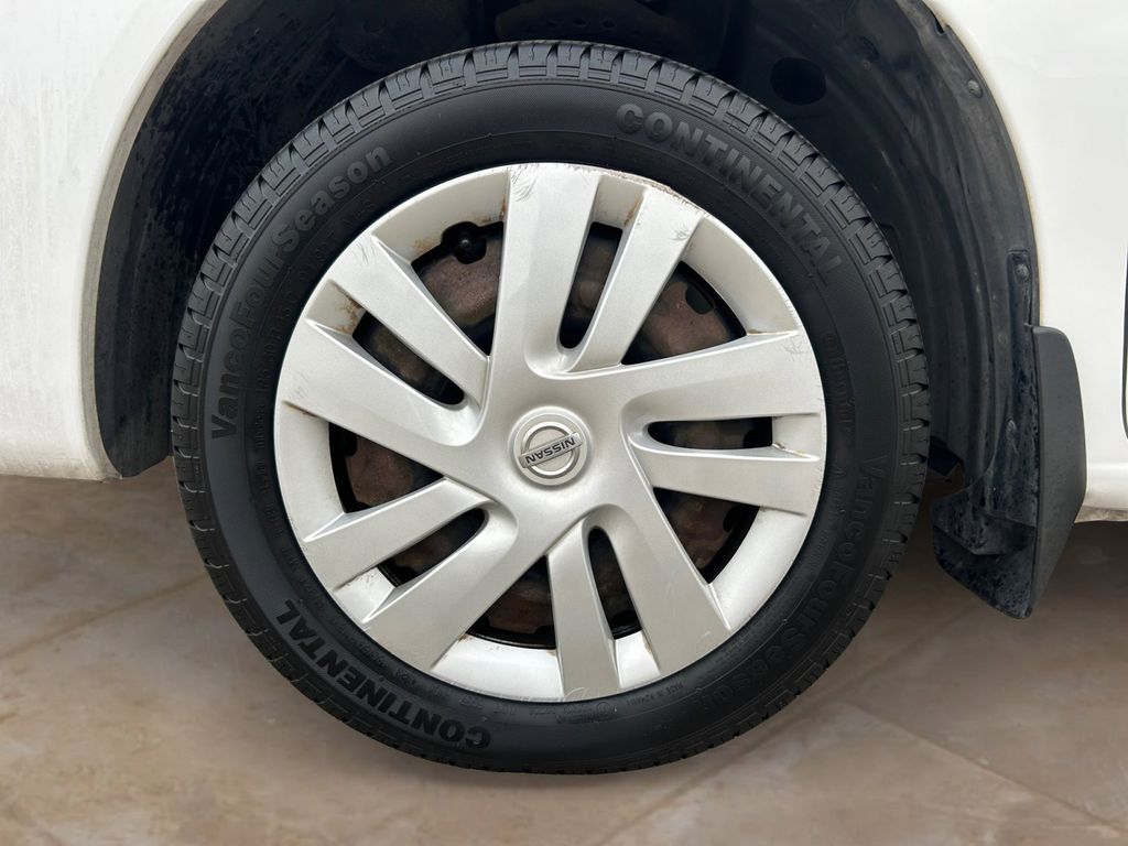 Used Car 2020 Nissan Nv200  Sv For Sale Under $20,000 In Floresville, Texas