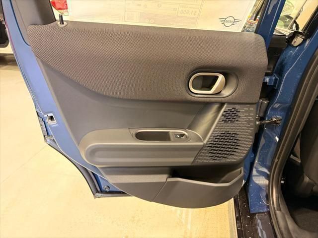 Thumbnail: 2026 MINI Cooper - 18