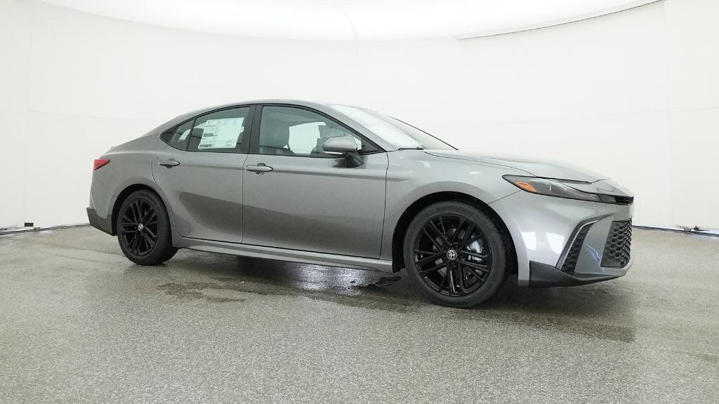 Thumbnail: 2025 Toyota Camry - 10