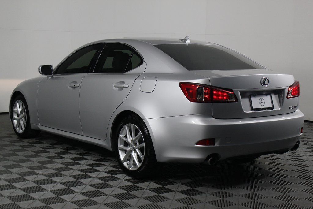 Thumbnail: 2011 Lexus IS - 6