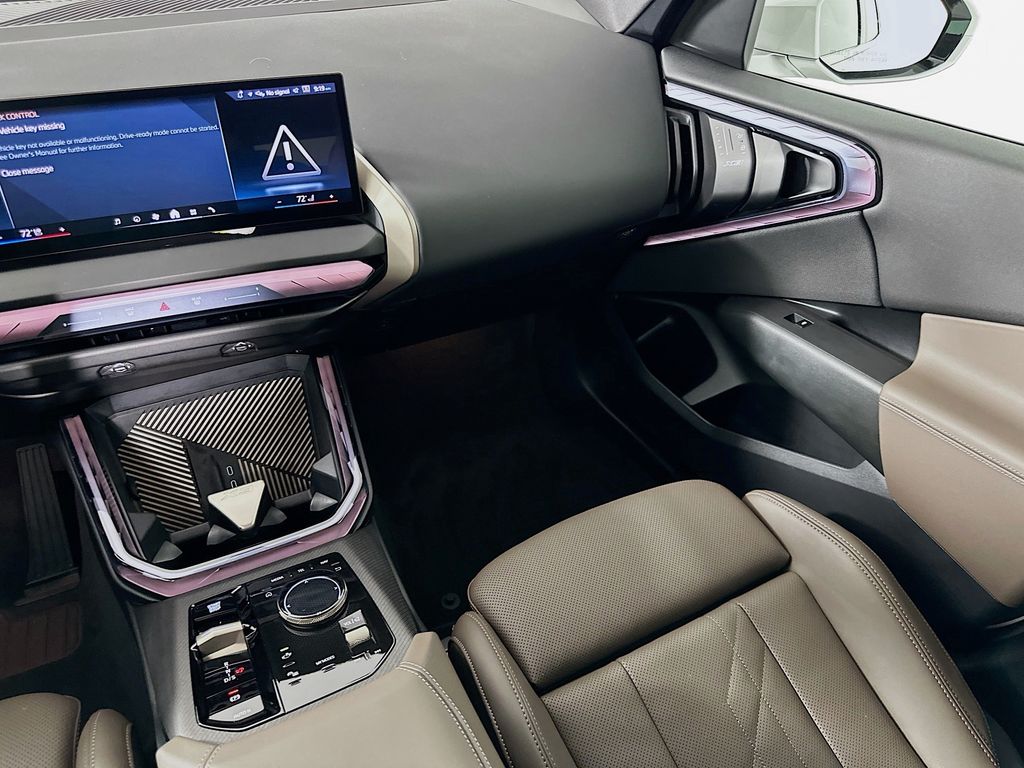 Thumbnail: 2025 BMW X3 - 22