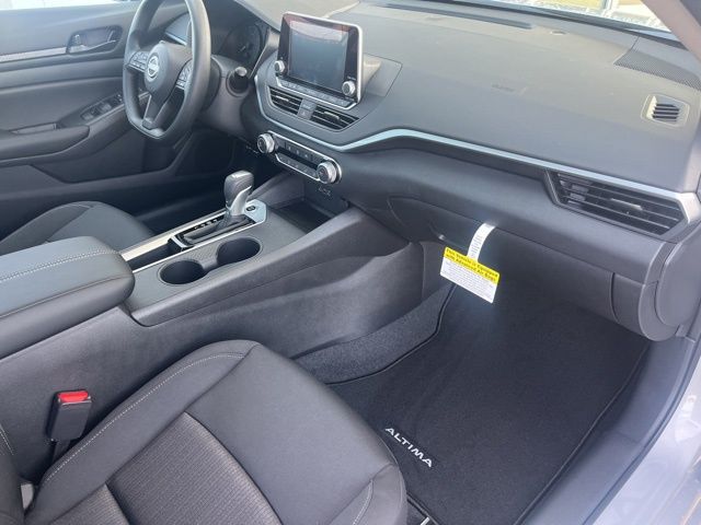 2025 Nissan Altima S - Photo 22