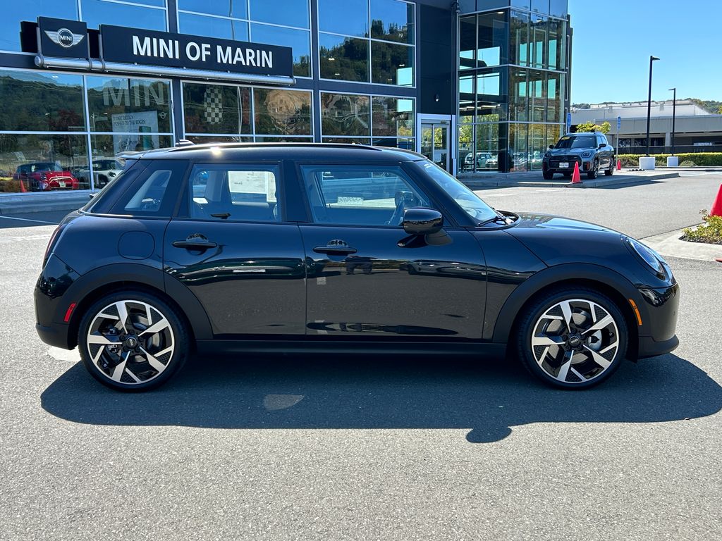Thumbnail: 2025 MINI Cooper - 6