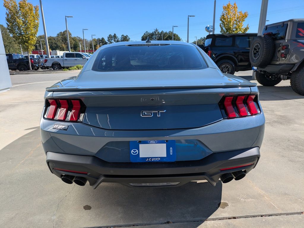 2025 Ford Mustang GT Premium Fastback