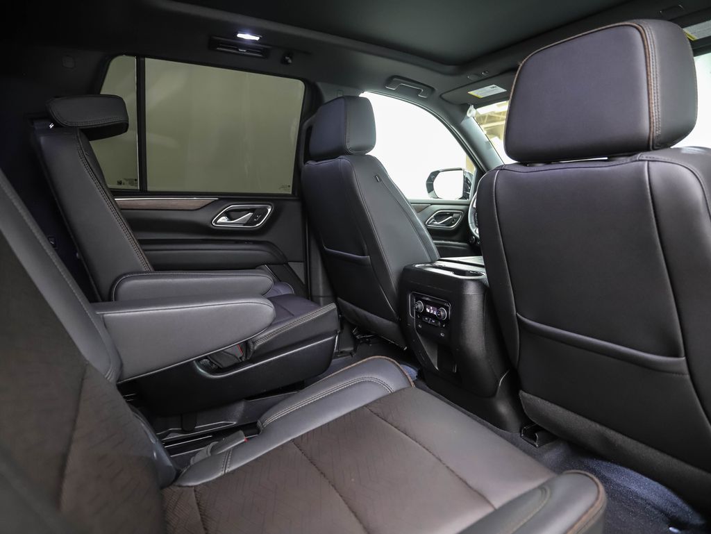 Thumbnail: 2024 Chevrolet Tahoe - 26