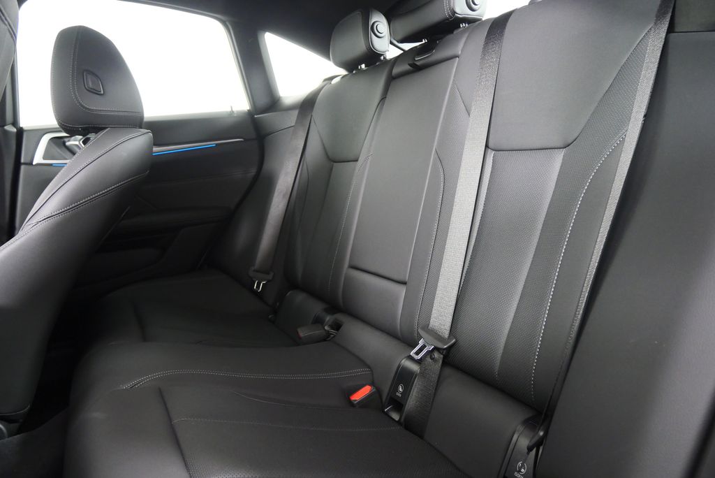 2024 BMW 4 Series 430i 16