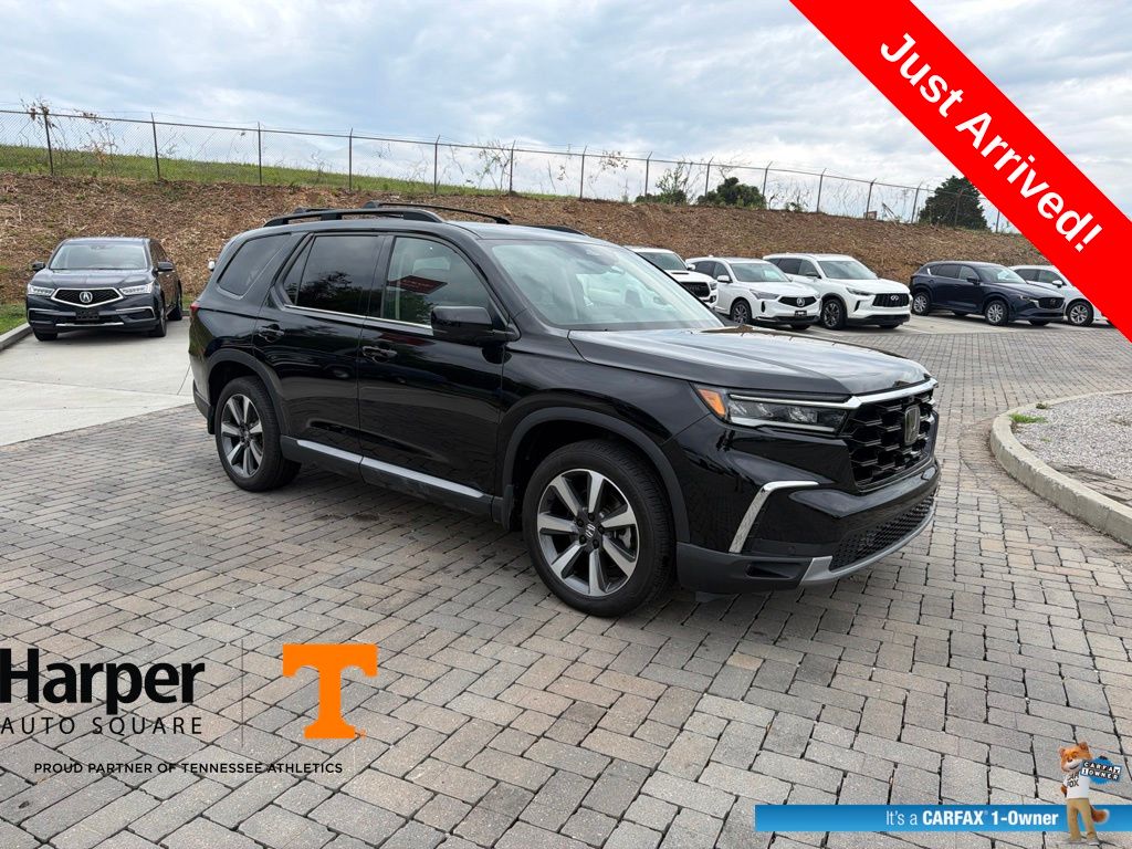 Crystal Black Pearl 2025 Honda Pilot SUV / Crossover All-Wheel Drive Automatic
