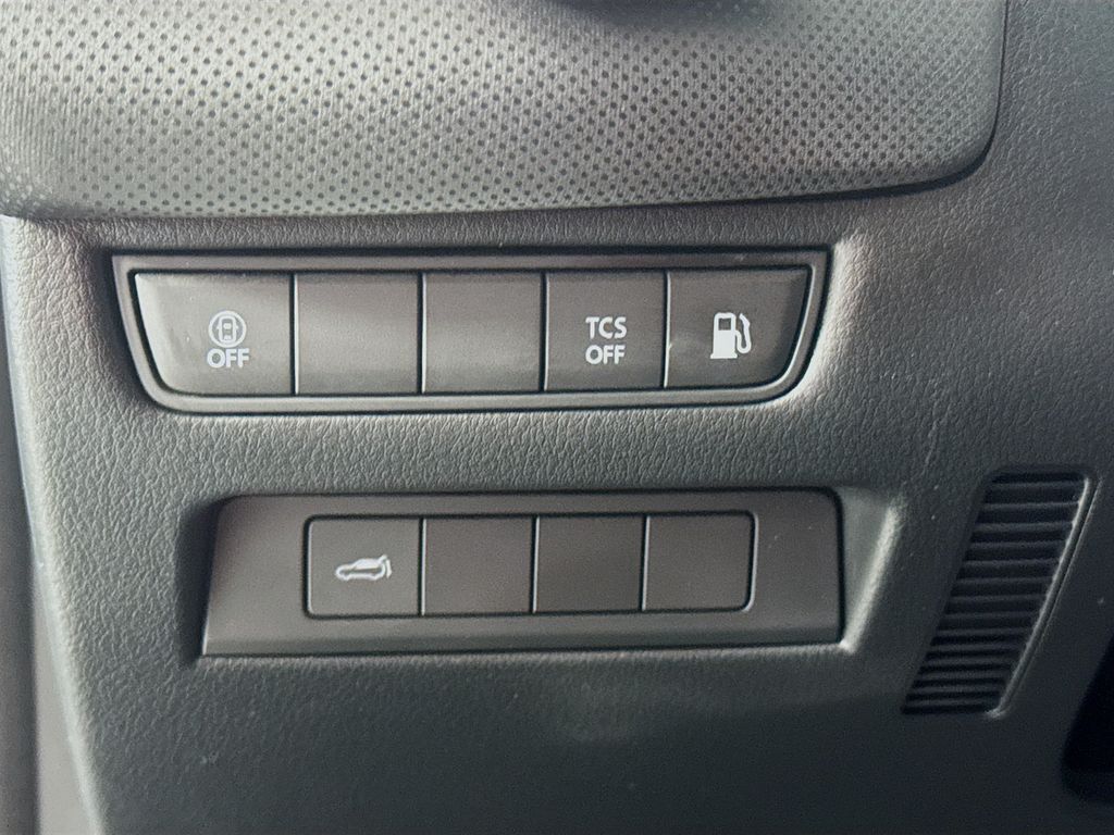 Used Car 2025 Mazda Cx-50 Hybrid  Preferred For Sale Under $35,000 In Austin, Texas