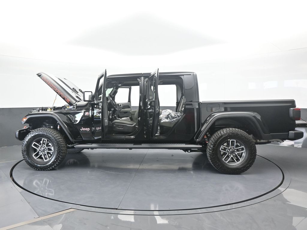 New 2026 Black Clearcoat Jeep Mojave image 70