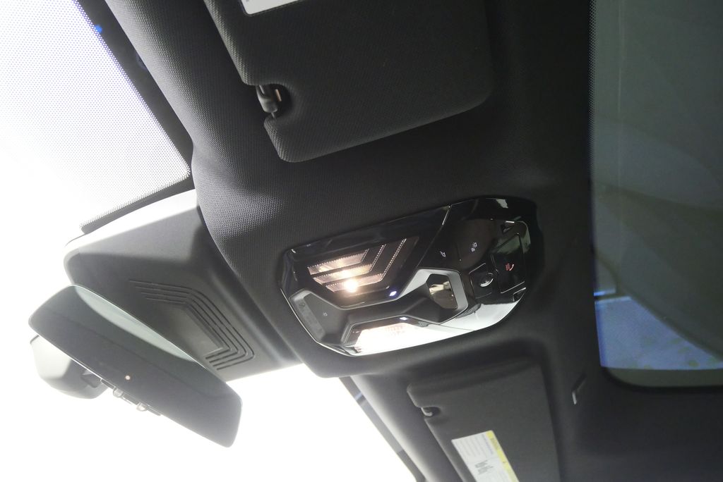 Thumbnail: 2025 BMW iX - 26