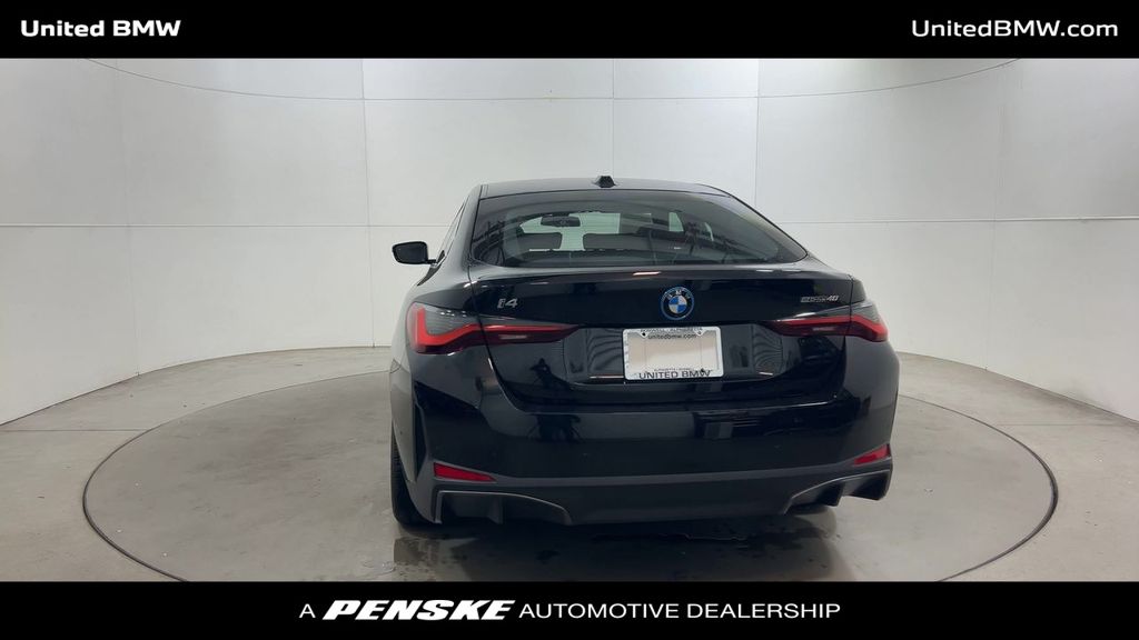 Thumbnail: 2025 BMW i4 - 7