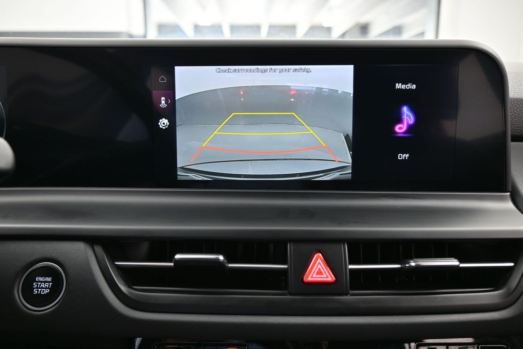 Used 2024 Gravity Gray Kia EX image 21
