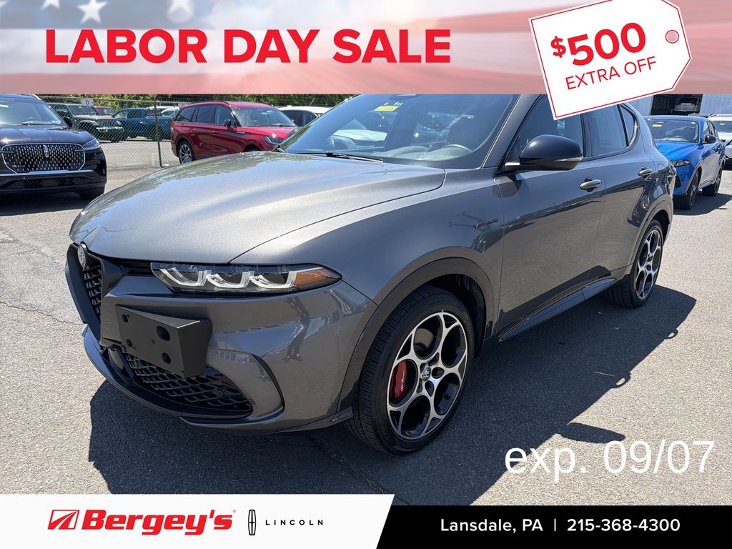 Grigio Ascari Metallic 2024 Alfa Romeo Tonale SUV / Crossover All-Wheel Drive 6-Speed Automatic