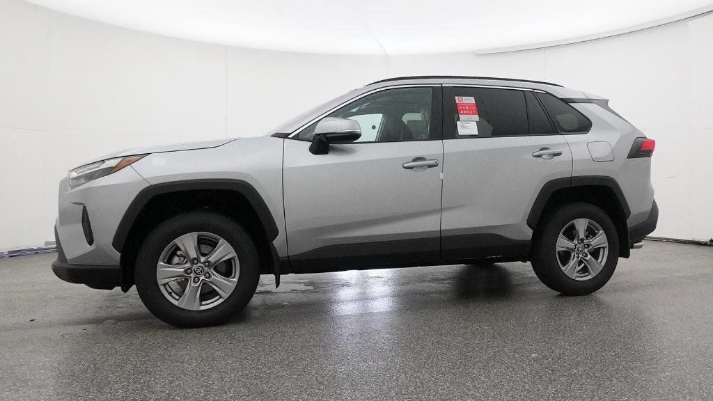 Thumbnail: 2025 Toyota RAV4 - 16