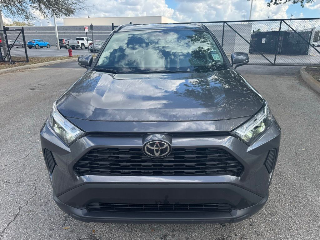 2024 Toyota RAV4 XLE 8