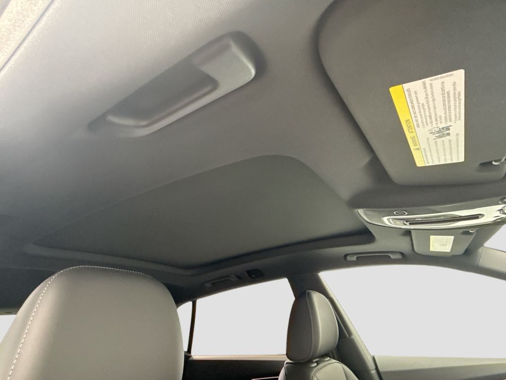 Thumbnail: 2026 Audi Q8 - 17