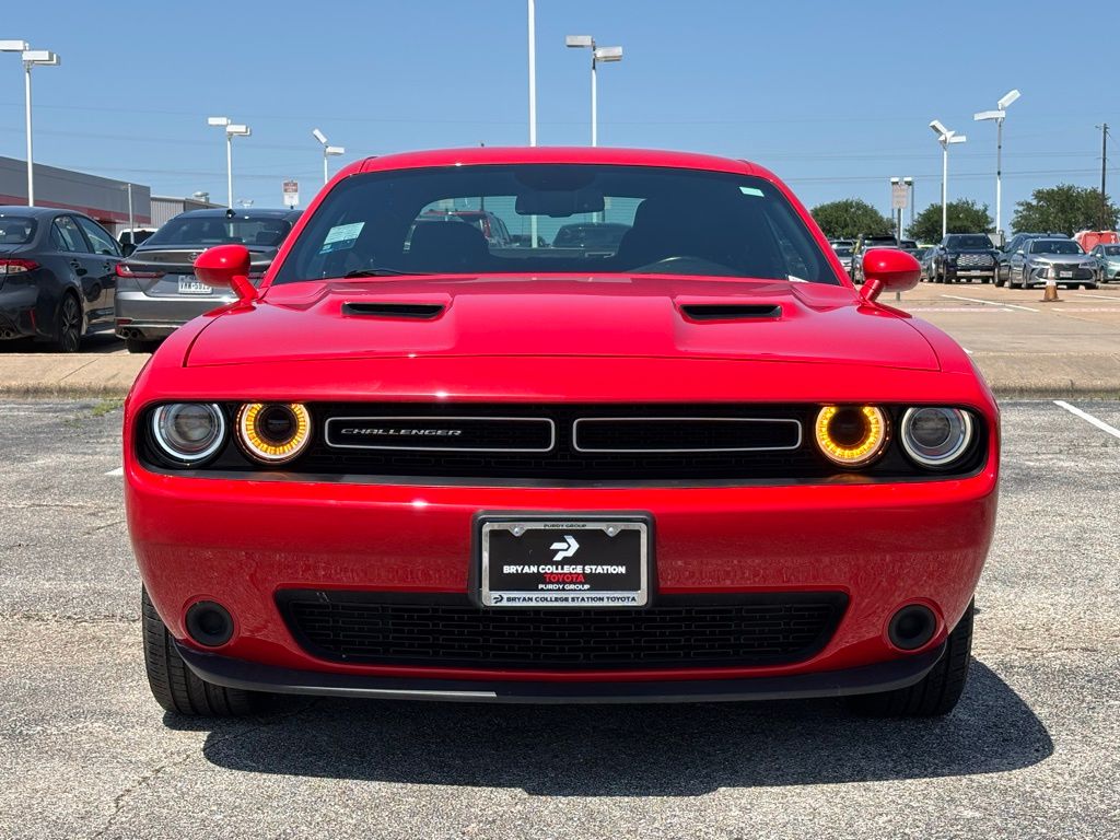 2023 Dodge Challenger SXT photo