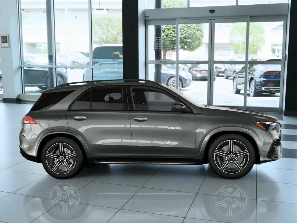Thumbnail: 2026 Mercedes-Benz GLE - 15