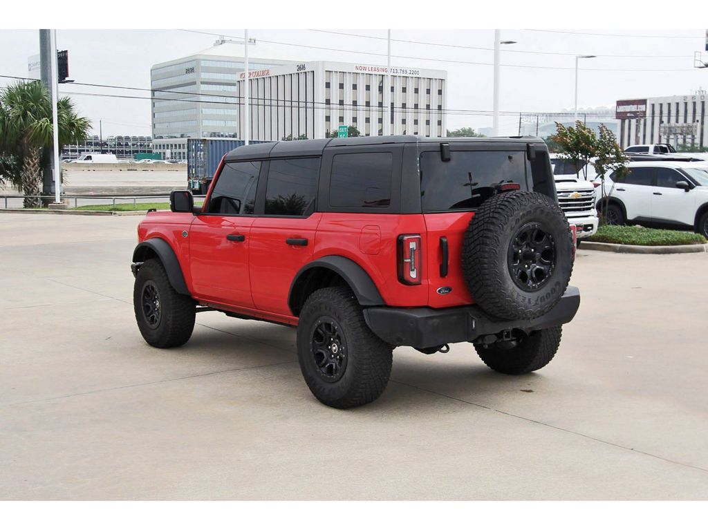 2024 Ford Bronco Wildtrak - 3