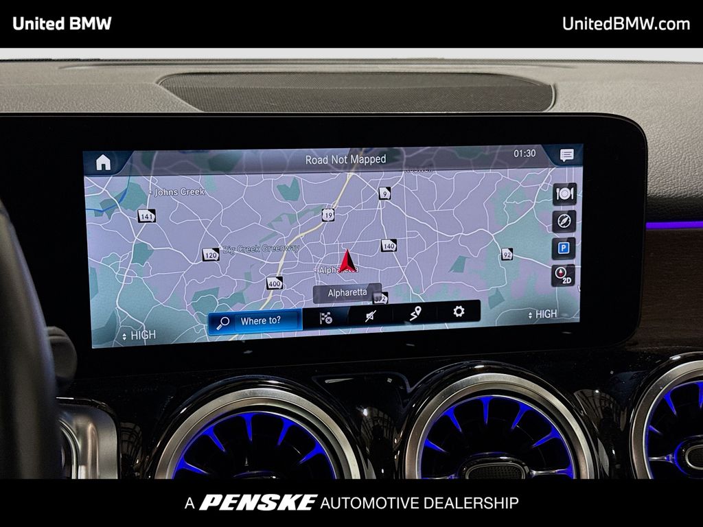 Thumbnail: 2023 Mercedes-Benz GLB - 10