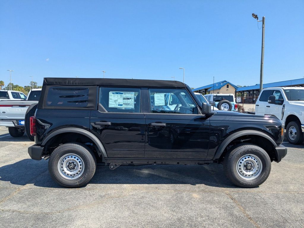 2025 Ford Bronco 