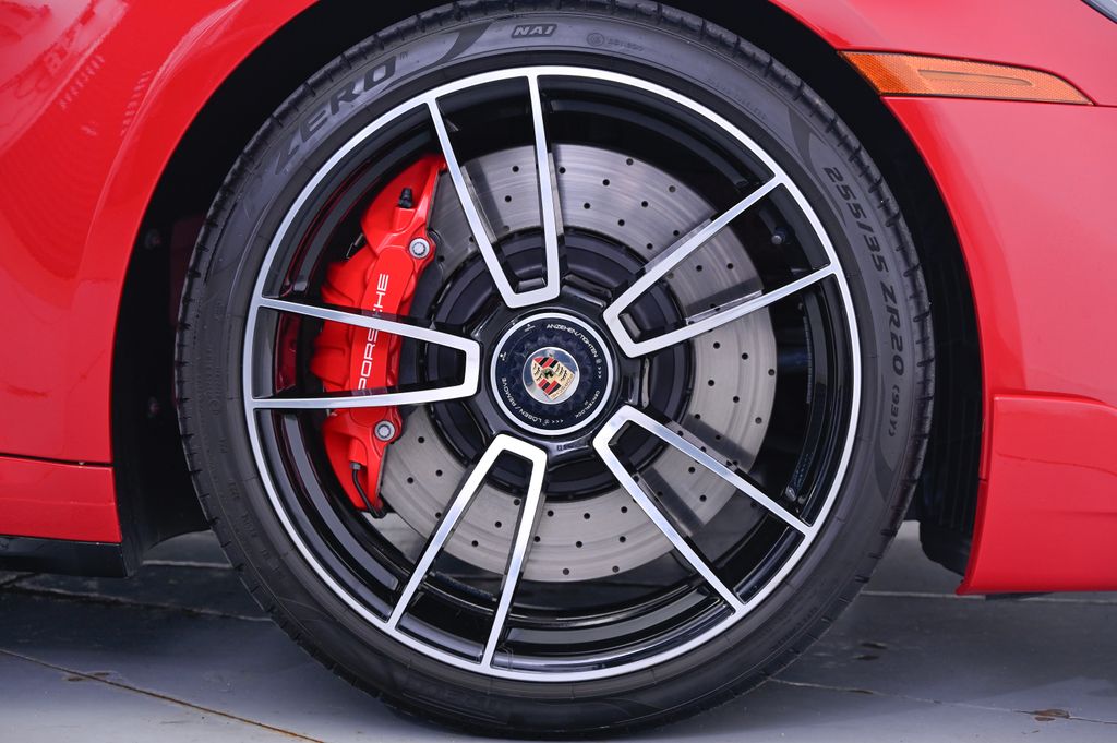 Thumbnail: 2024 Porsche 911 - 14