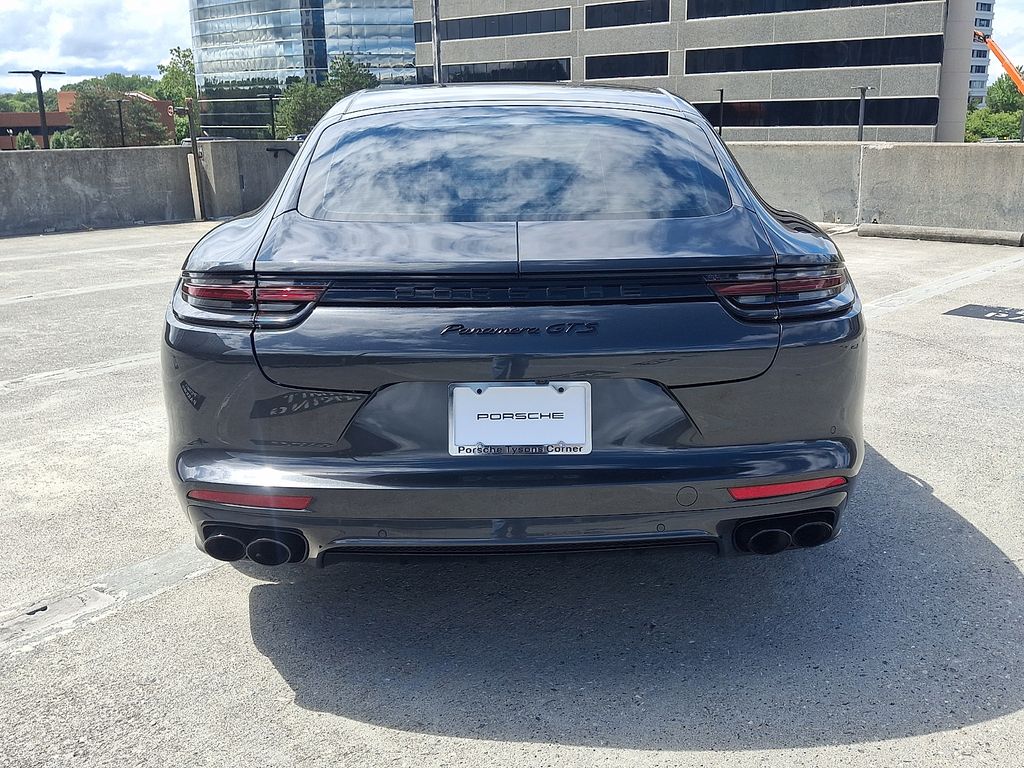 Thumbnail: 2019 Porsche Panamera - 9