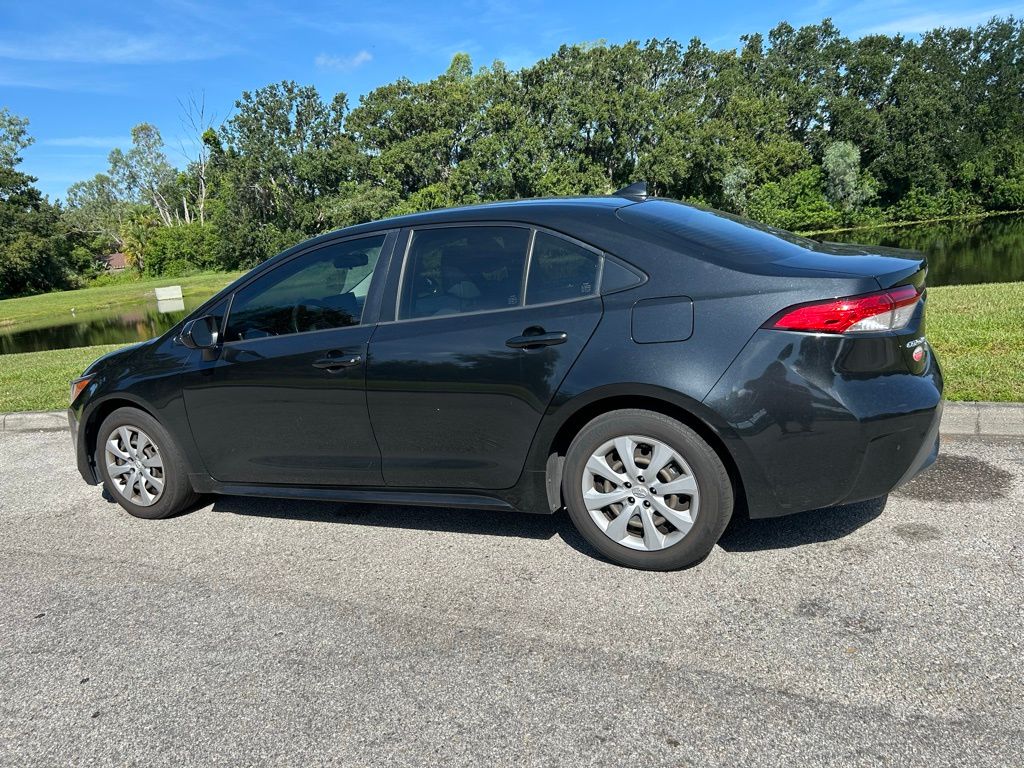 Thumbnail: 2022 Toyota Corolla - 3