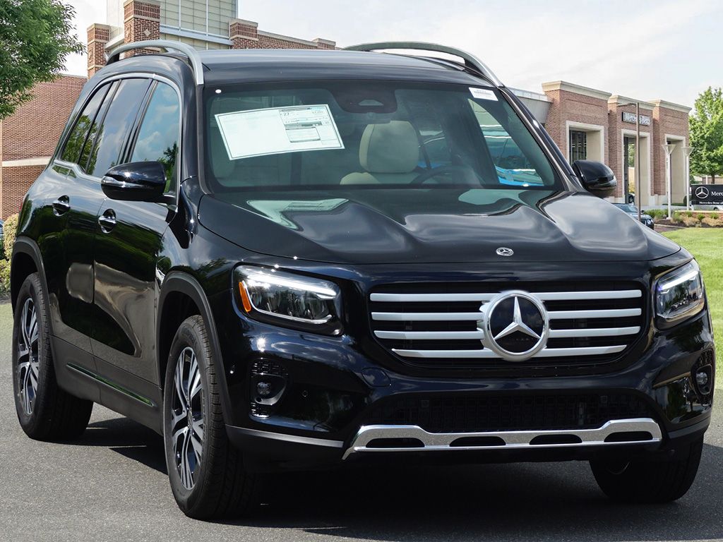 Thumbnail: 2025 Mercedes-Benz GLB - 3