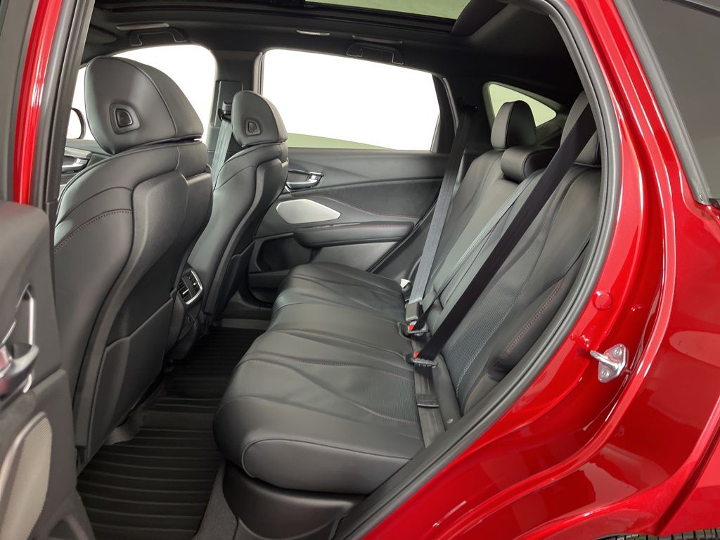 Thumbnail: 2026 Acura RDX - 25