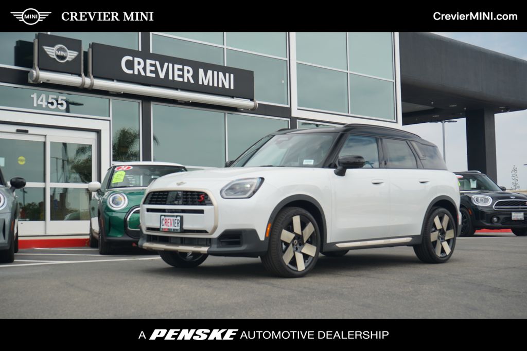 2025 MINI Cooper Countryman Iconic -
                Santa Ana, CA