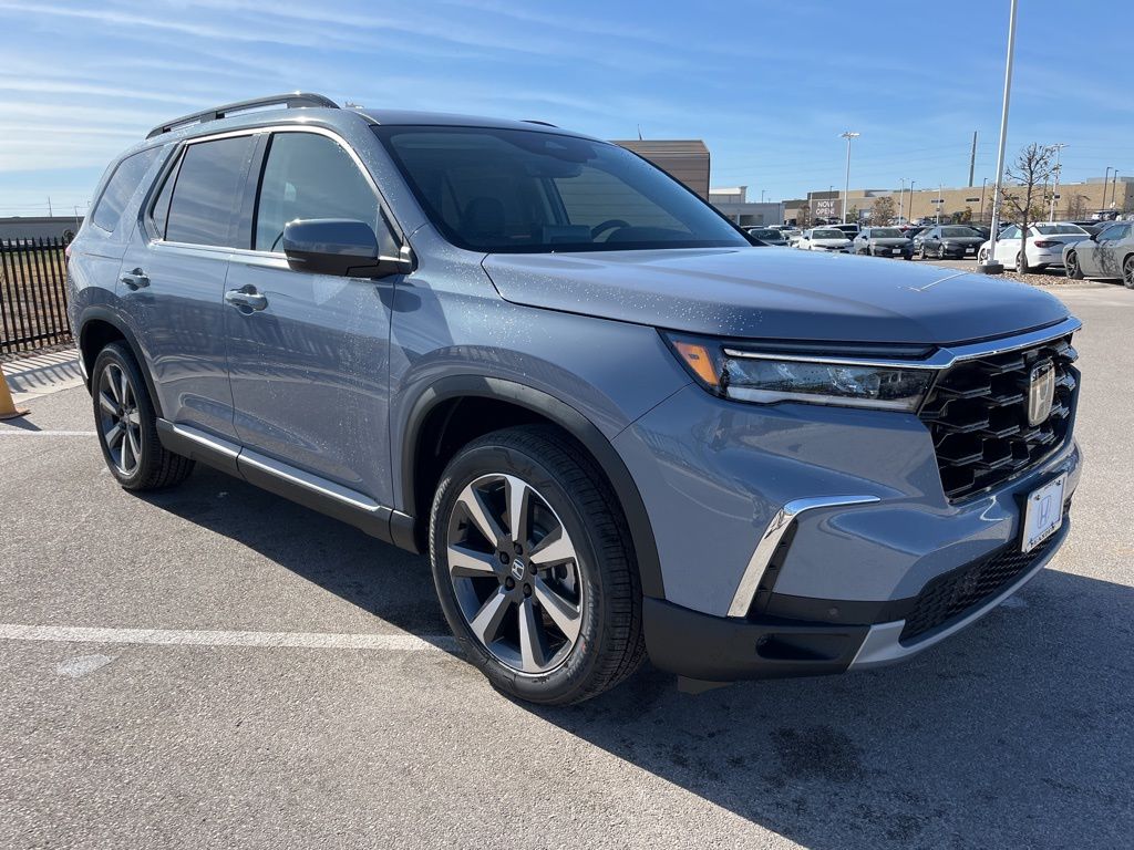 Thumbnail: 2025 Honda Pilot - 2