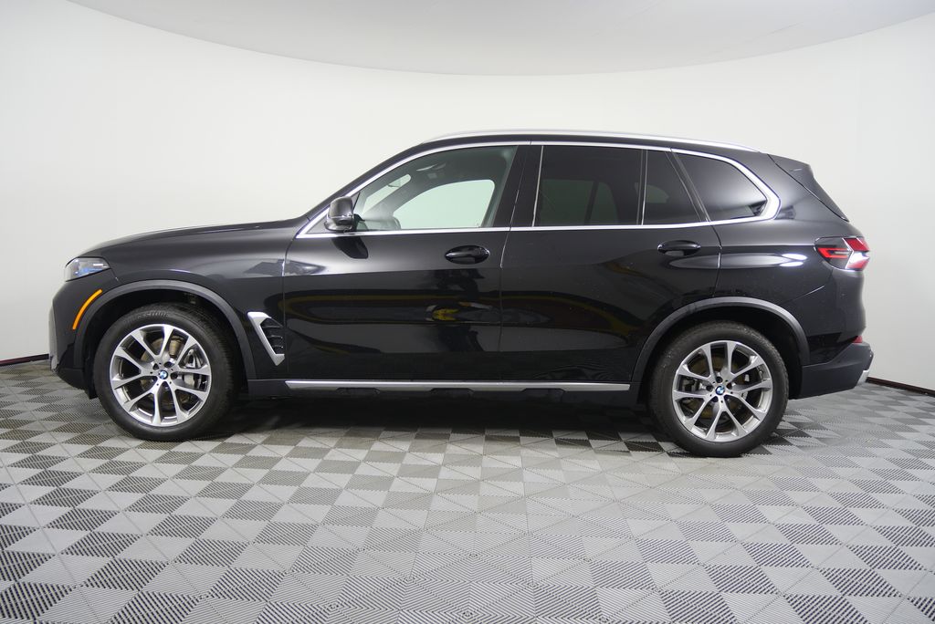 Thumbnail: 2026 BMW X5 - 6