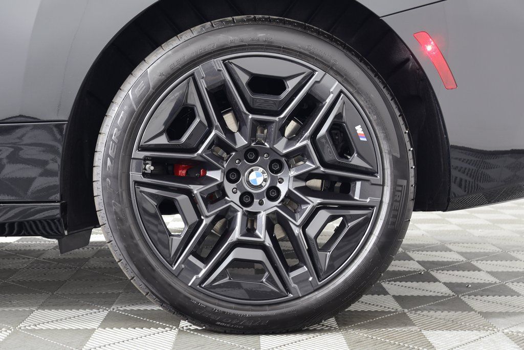 Thumbnail: 2026 BMW iX - 9