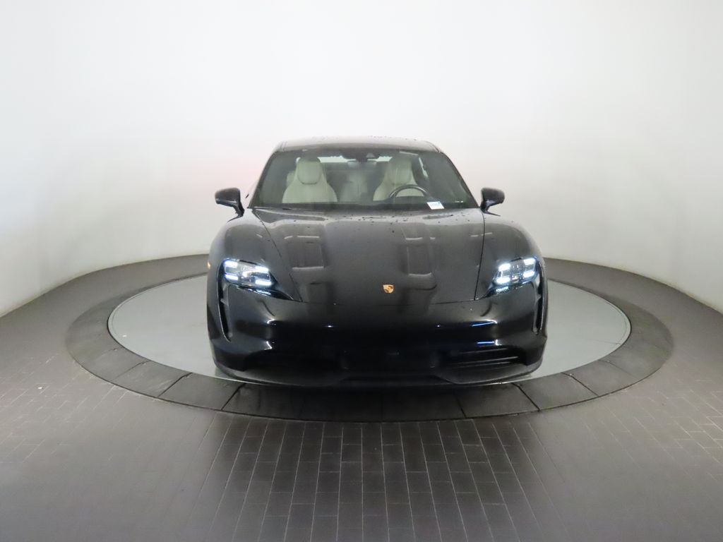 Thumbnail: 2024 Porsche Taycan - 10